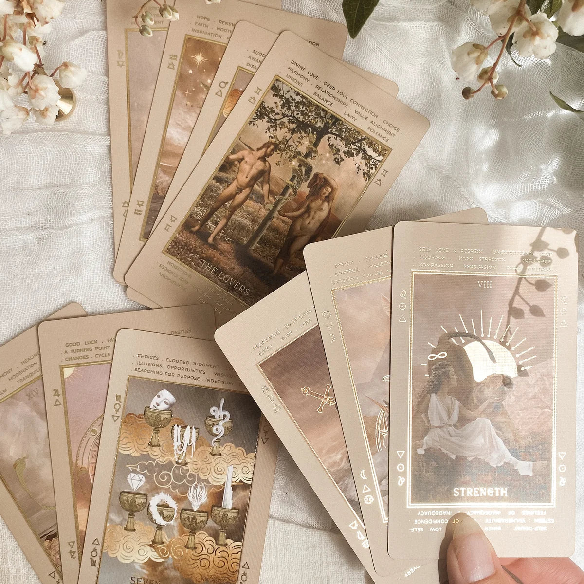 Lucid Dreams Beginners Tarot Deck Beige – Edition IV card spread