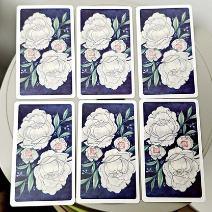 Pure White Peony Tarot Deck 	