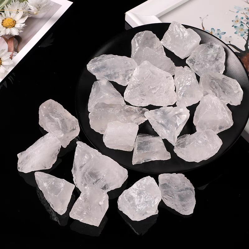 Clear quartz stone size and shape variation