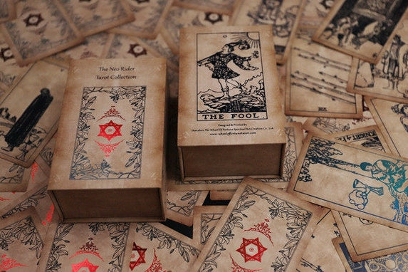 Neo Rider Tarot-The Antique Deck