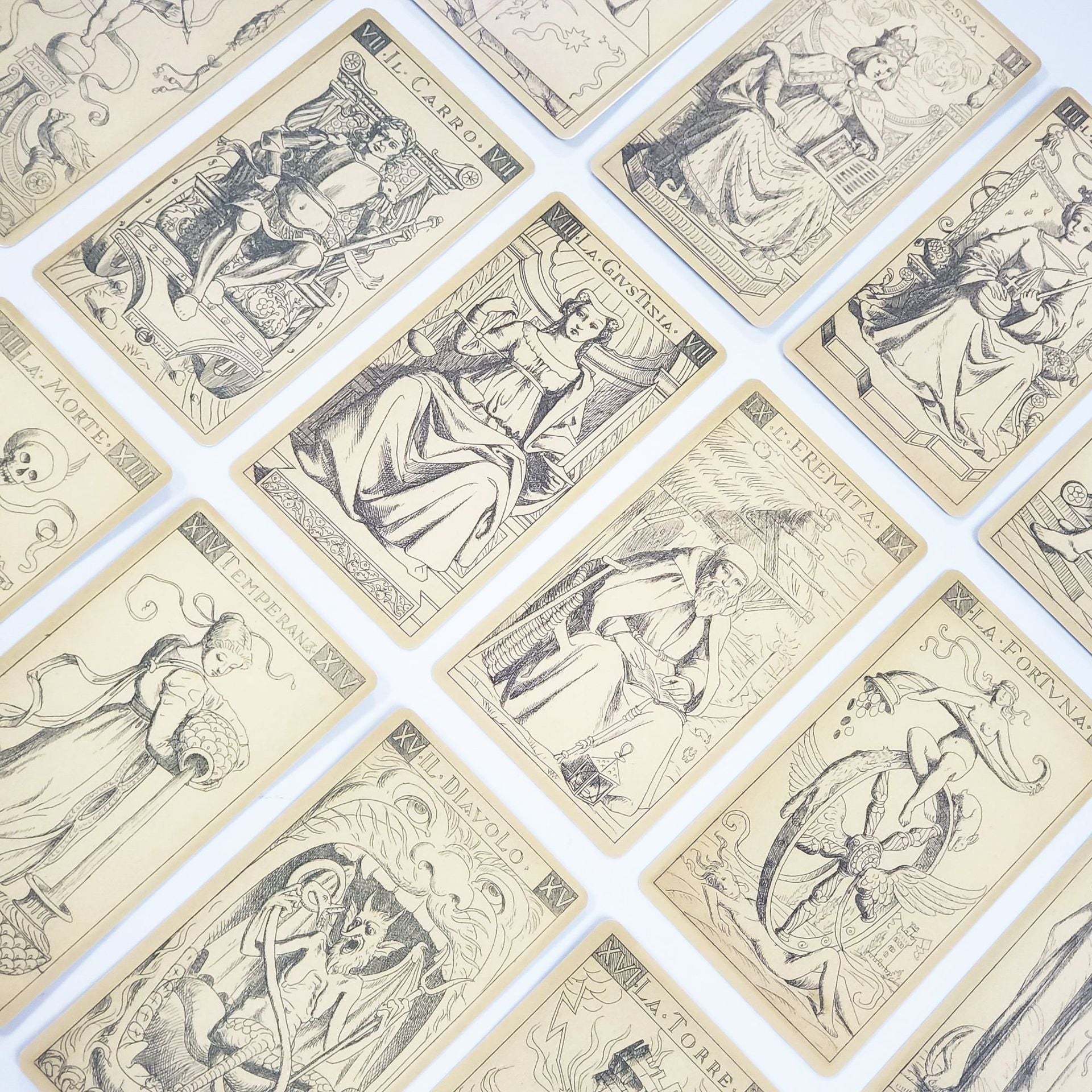 Naibi Di Giovanni Vacchetta Tarot Cards	