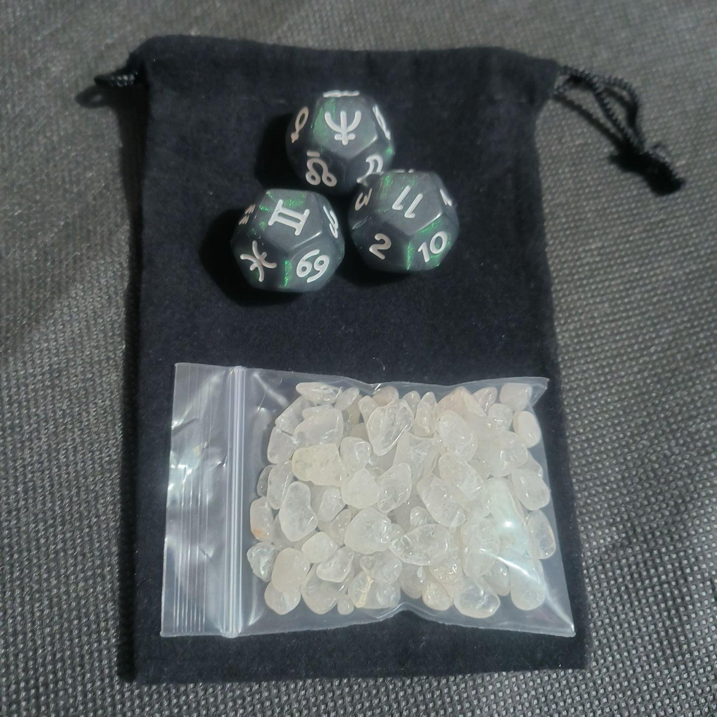 Astrology dice set presentation