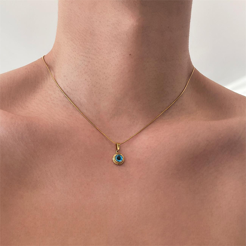 Blue eye pendant necklace symbolic detail