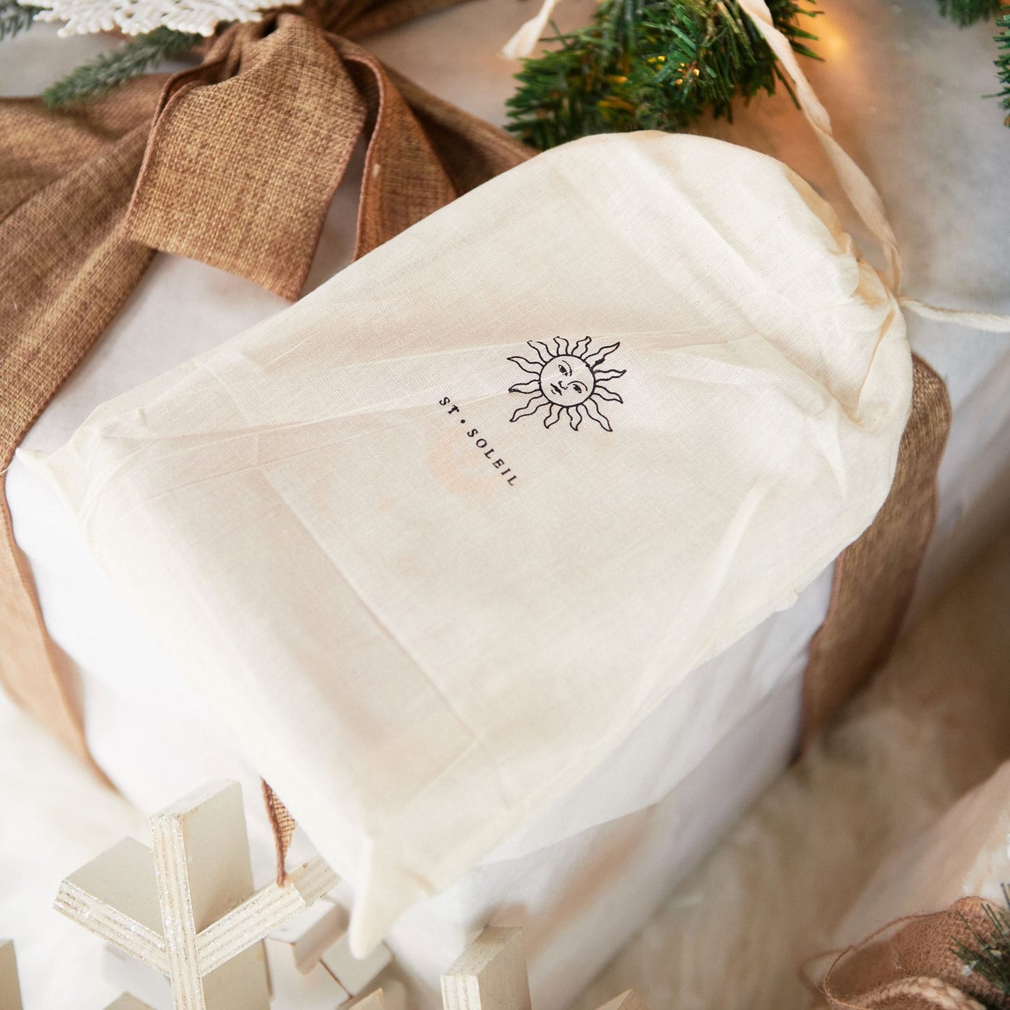 mystic dreams tarot deck draw string bag | advanced tarot | St. soleil | Britta	